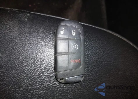 2019 Jeep Compass Altitude 4X4 z USA, uszkodzony, nr VIN 3C4NJDBB4KT723901